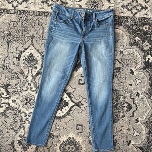American Eagle skinny hi rise jeggings